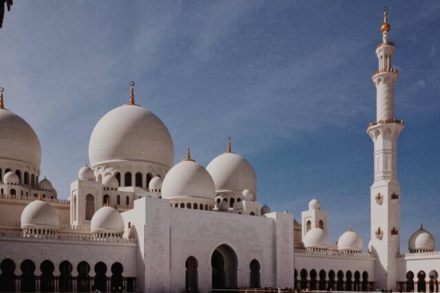 Full-day Private City Tour in Abu Dhabi